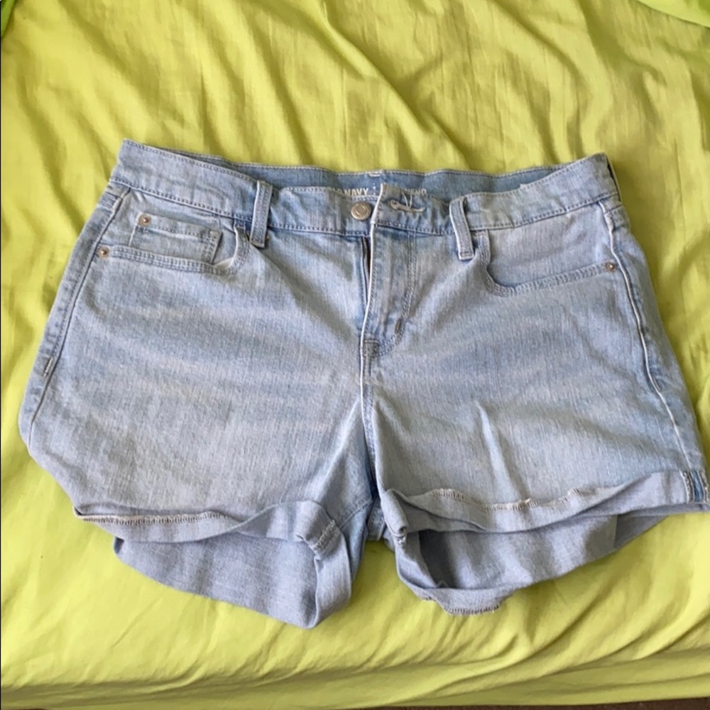 Old Navy Boyfriend Jean Shorts